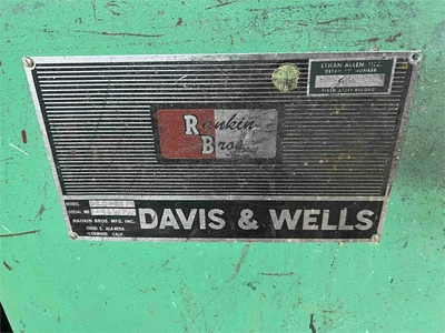 Used DAVIS & WELLS DB20-64 Woodworking Band Saws California US | MachineryMax #1319630