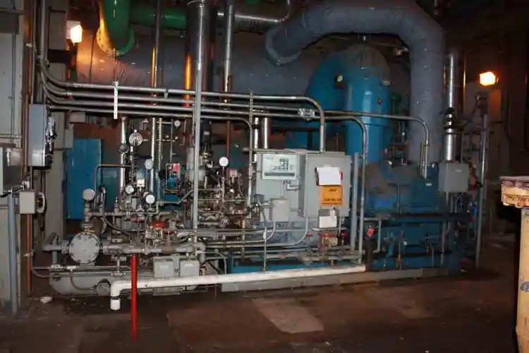 Used YORK OM-238A7 Chillers New Jersey US | Phoenix Equipment Corp 7 #174587