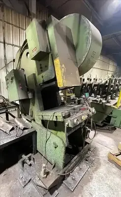 USED BRADBURY D3-30-12
