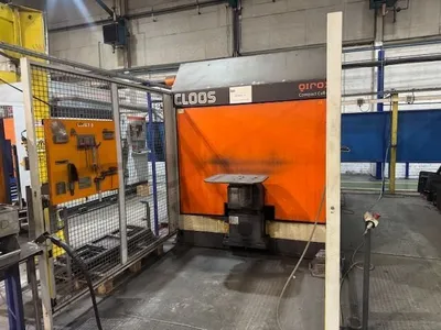 2017 CLOOS Compact Welding Cell CNC Machines | Bowland Trading Ltd (4)