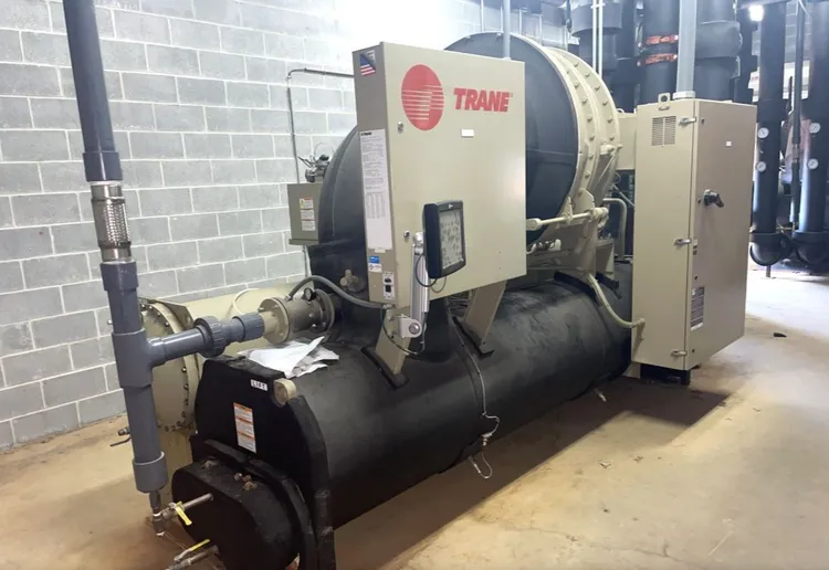 Used 2012 TRANE CVHE320 Chillers Pennsylvania US | Perry Equipment #1413438
