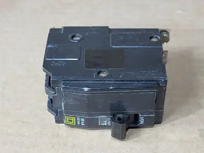 Used SQUARE D QOB220 Switchgears British Columbia CA | Lenmark #1438632