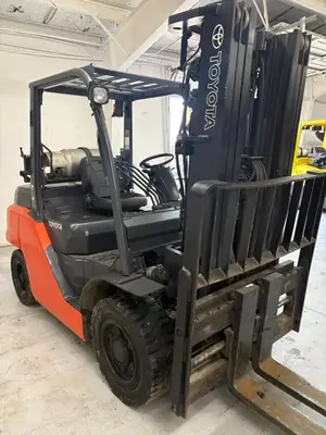 Used 2018 TOYOTA 8FG35U Misc Forklifts Texas US | 4K Lift Co #1503045