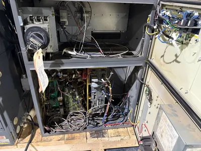 USED FANUC ArcMate 100iC/6L + R-30iB