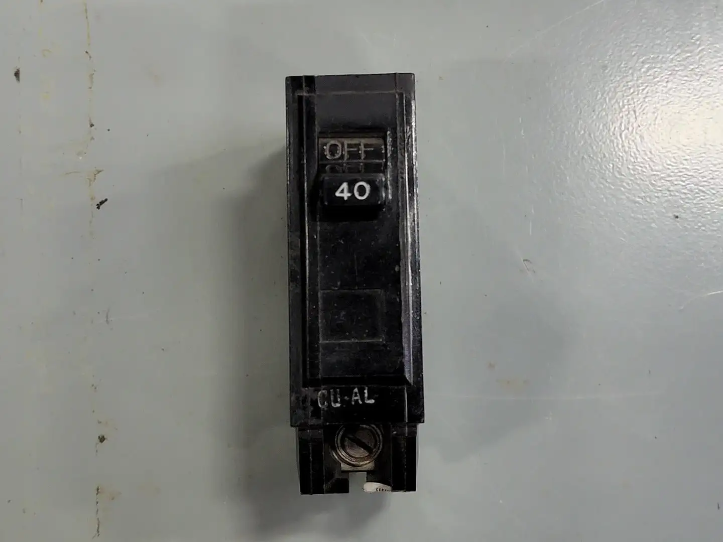Used CANADIAN GENERAL ELECTRIC _UNKNOWN_ Switchgears British Columbia CA | Lenmark #243211
