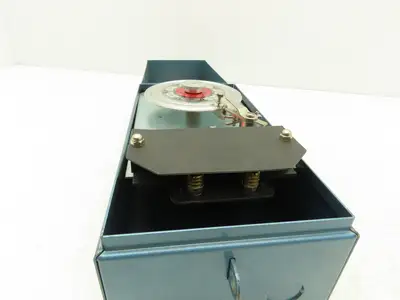 Lumenite Electronic W-222N Automatic Time Control 7 Day 220V 60Hz 15 Amp Vintage