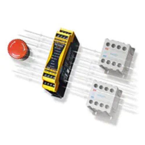 Keyence SC-S11 Safety Controller, Main Unit [New]