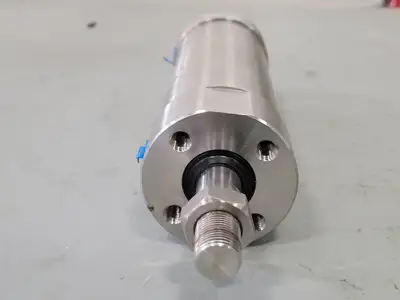USED SMC CDG5EN63SR-100
