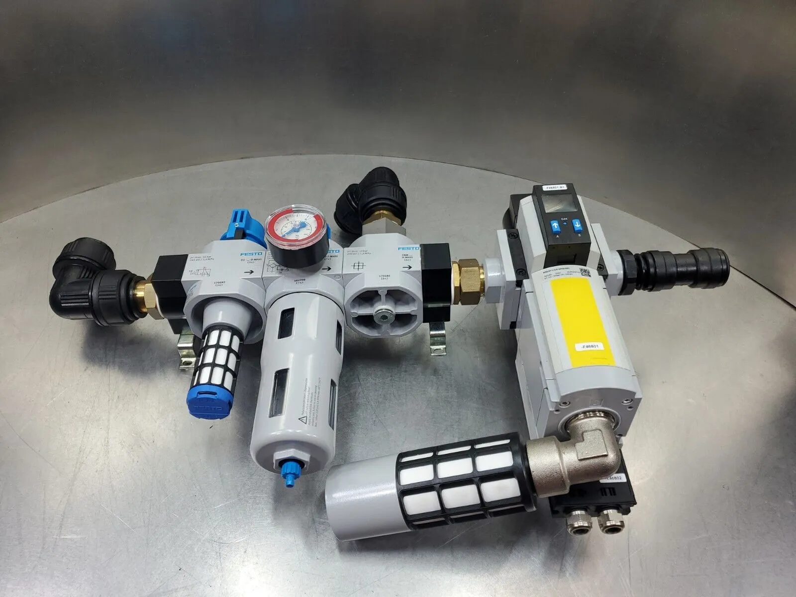 FESTO MS6-SV-1/2-E-10V24-AD1 w/LFR-D-7-MAXI, 170686, 170683 Modules. 6C-24