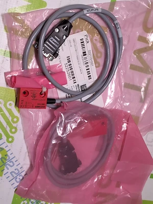 EUCHNER CMS-R-BXI INTERLOCK SWITCH CABLE ASSEMBLY - (BRAND NEW)