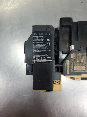 Allen-Bradley 100-A12ND3/B Contactor w/193-BSB42B Trip Module. 4C-13