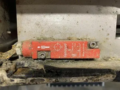 USED 2005 BEST LS9000
