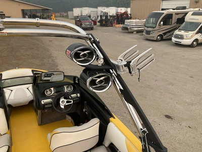 Used 2010 MALIBU WAKE SETTER Boats (Misc) Michigan US | Miedema Asset Management Group #1313015