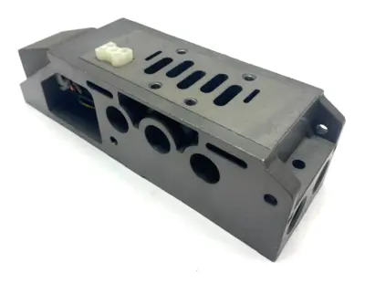 962N91 | Ross Controls  Pneumatic Solenoid Sub-Base Manifold 5-Port 5-Pin Connector - Used