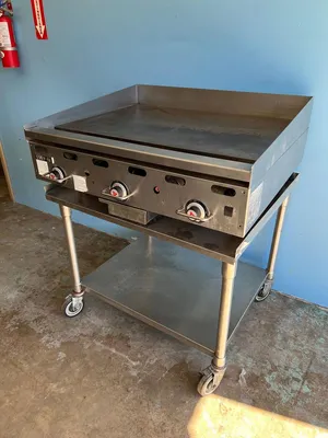 75-0354 Vulcan 36'' Natural Gas Thermostatic Griddle MSA36