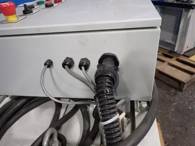 USED LEYBOLD SP250