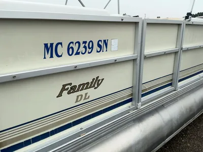 Used 2003 CREST 22/24 OB FAMILY DL Boats (Misc) Michigan US | Miedema Asset Management Group #1320433