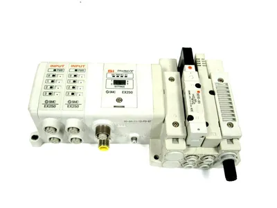 NEW SMC SS5V2-W10S1ZEN23D-02US-C8 MANIFOLD EX250-IE3 EX250-SEN1 SV2100-5FU