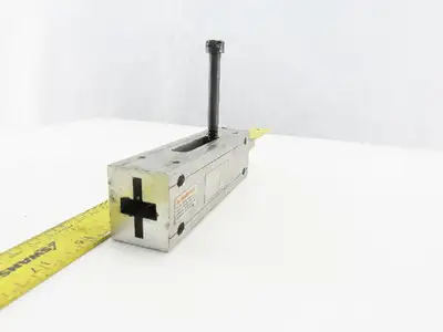 Allen Bradley 4406-A27163/B Sliding Bolt Series B