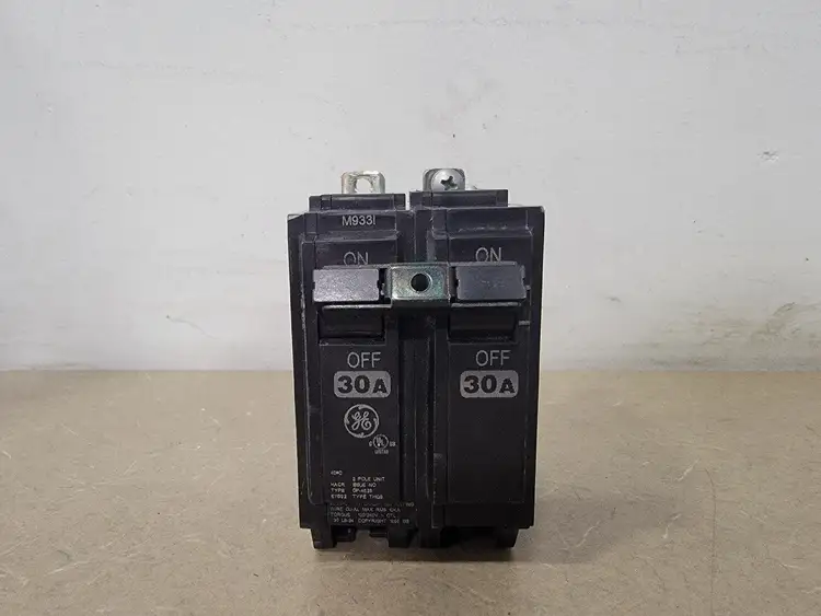 Used GE THQB2130 Switchgears British Columbia CA | Lenmark #238721