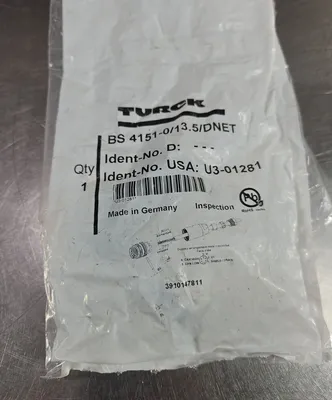 TURCK BS 4151-0/13.5/DNET Connector Module Loc5E-18