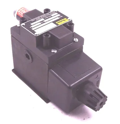 NEW PARKER D3W4EVYC6 14 DIRECTIONAL CONTROL SOLENOID VALVE