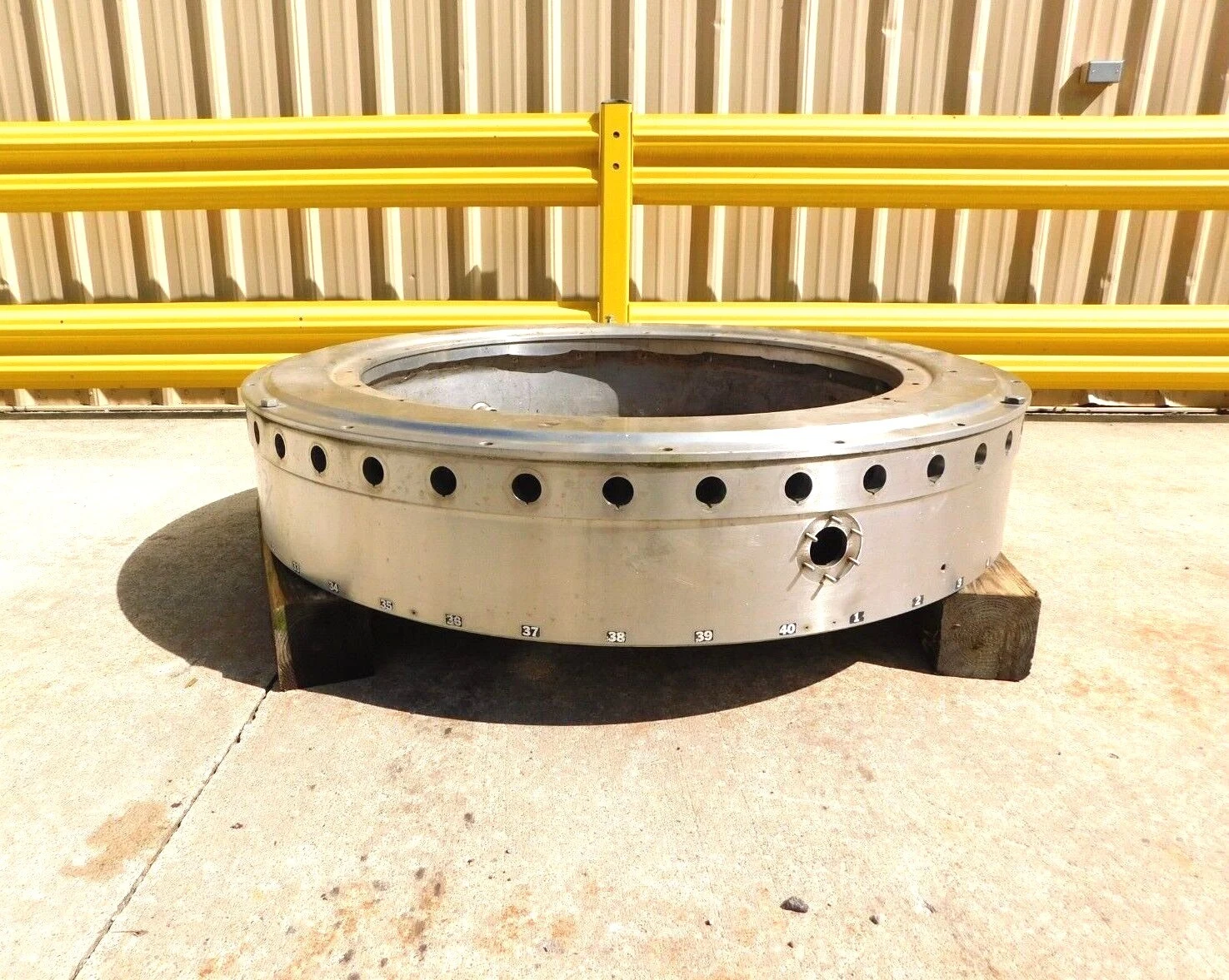 Used CROWN CORK AND SEAL Does Not Apply Pressure Vessels Ohio US | Equipment Recovery Corp. #1331485