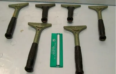 QTY. 6. GREEN SCRAPER? MADE IN USA HUNT WILD CORPO...