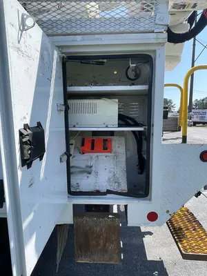 Used 2013 INTERNATIONAL 4300 UTILITY BUCKET Bucket (boom) trucks Virginia US | Proxy Equipment #1377842