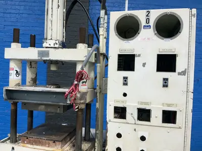 Used WABASH METAL PRODUCTS, INC 3012122TRM Hydraulic Presses Ohio US | HGR 24 #1518952