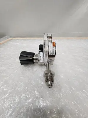 AIRGAS REGULATOR Y111213C580-AL 200 PSI - 4000 PSI