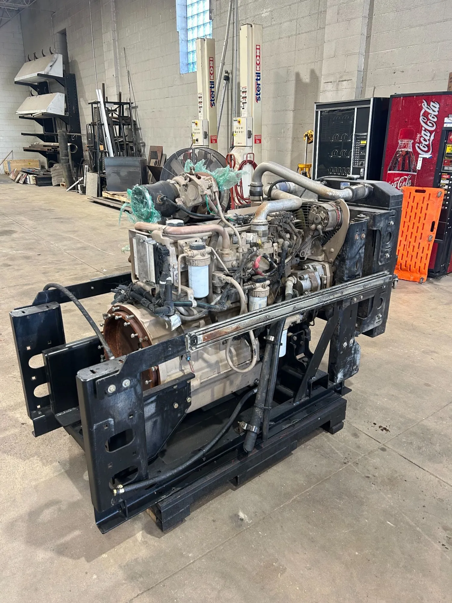 USED 2012 JOHN DEERE 6.8L Engine