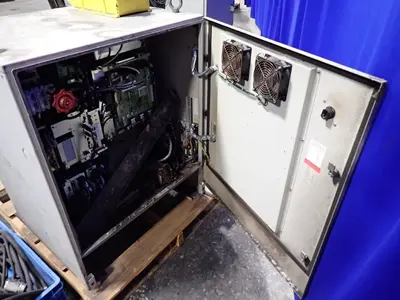 USED 2013 YASKAWA MOTOMAN MOTOMANMH6