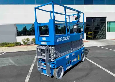 USED 2018 GENIE GS-2632