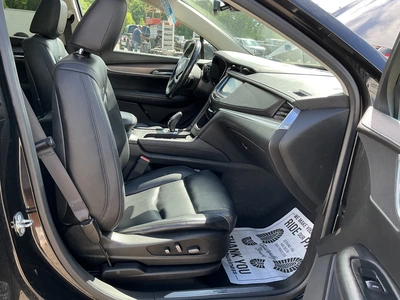 USED 2017 CADILLAC XT5