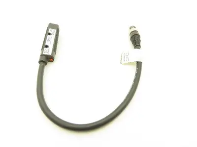 Cutler-Hammer 14102AQD07 Photoelectric Sensor 25' Reflex 10-30VDC