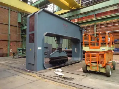 USED BAKKER 500 TON DISH END FORMING PRESS