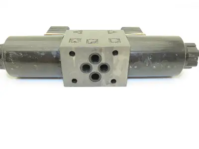 Nachi Hydraulic Directional Control Solenoid Valve 24VDC