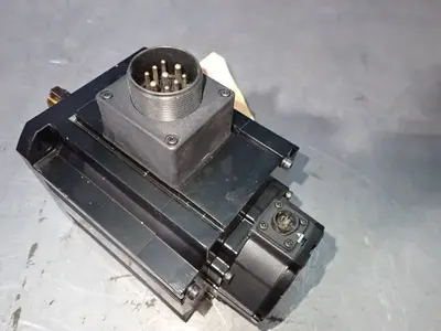 New | in-Stock OMRON R88MK90010FBS2 Servo Motors | HGR 24 #730720