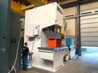 USED LVD 500 TON