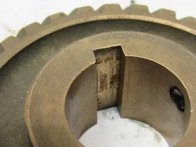 Boston HB-832 4" OD 32 Teeth 1-1/4" Bore Left Hand 14.5° Helical Gear