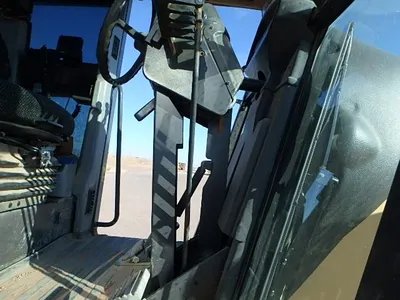 2011 Volvo G946