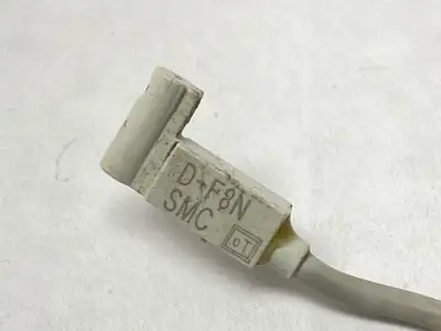 USED SMC PNEUMATIC CYLINDER SOLID STATE AUTO SWITCH 24VDC LOT OF 2