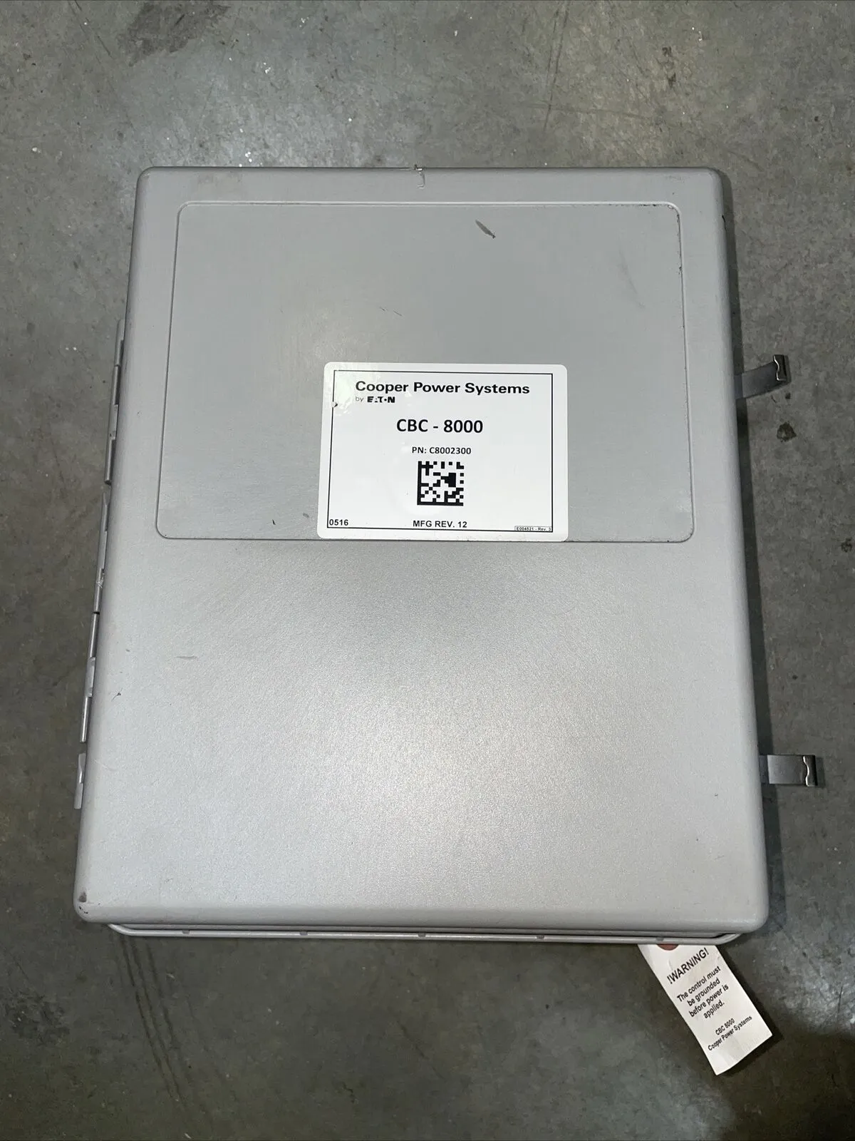 New Cooper Power Systems CBC-8000 Capacitor Bank Control @1A