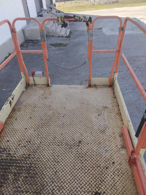 USED 2017 JLG 4069LE
