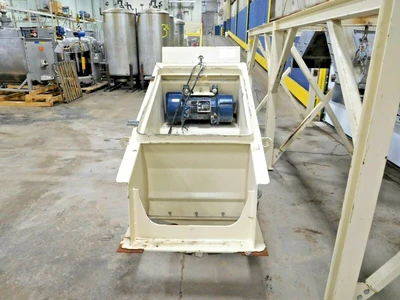Used Joest 750 / - x 3800 Vibratory Screens Ohio US | Equipment Recovery Corp. #1331538