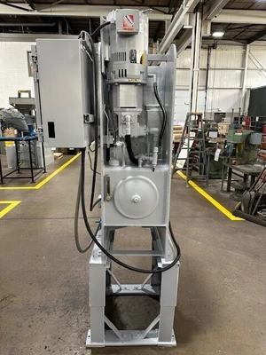 1986 MULTIPRESS WR8 C Frame and Gap Frame Press | Kempler Machinery (5)