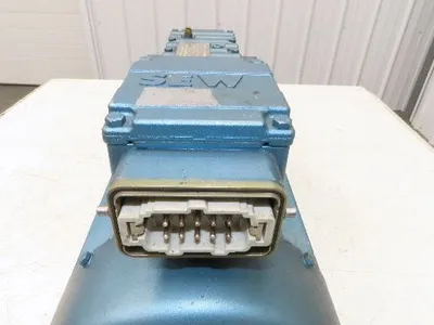 Sew Eurodrive SH67DT90S4ASE1-6TM480 Gearmotor 46.4 Reducer 38rpm 1.5Hp 266/460V