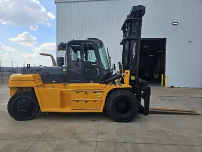Used 2018 HYUNDAI 160D-9 Internal Combustion Forklifts: Pneumatic Tire Illinois US | Somerset Equipment Sales #1546265