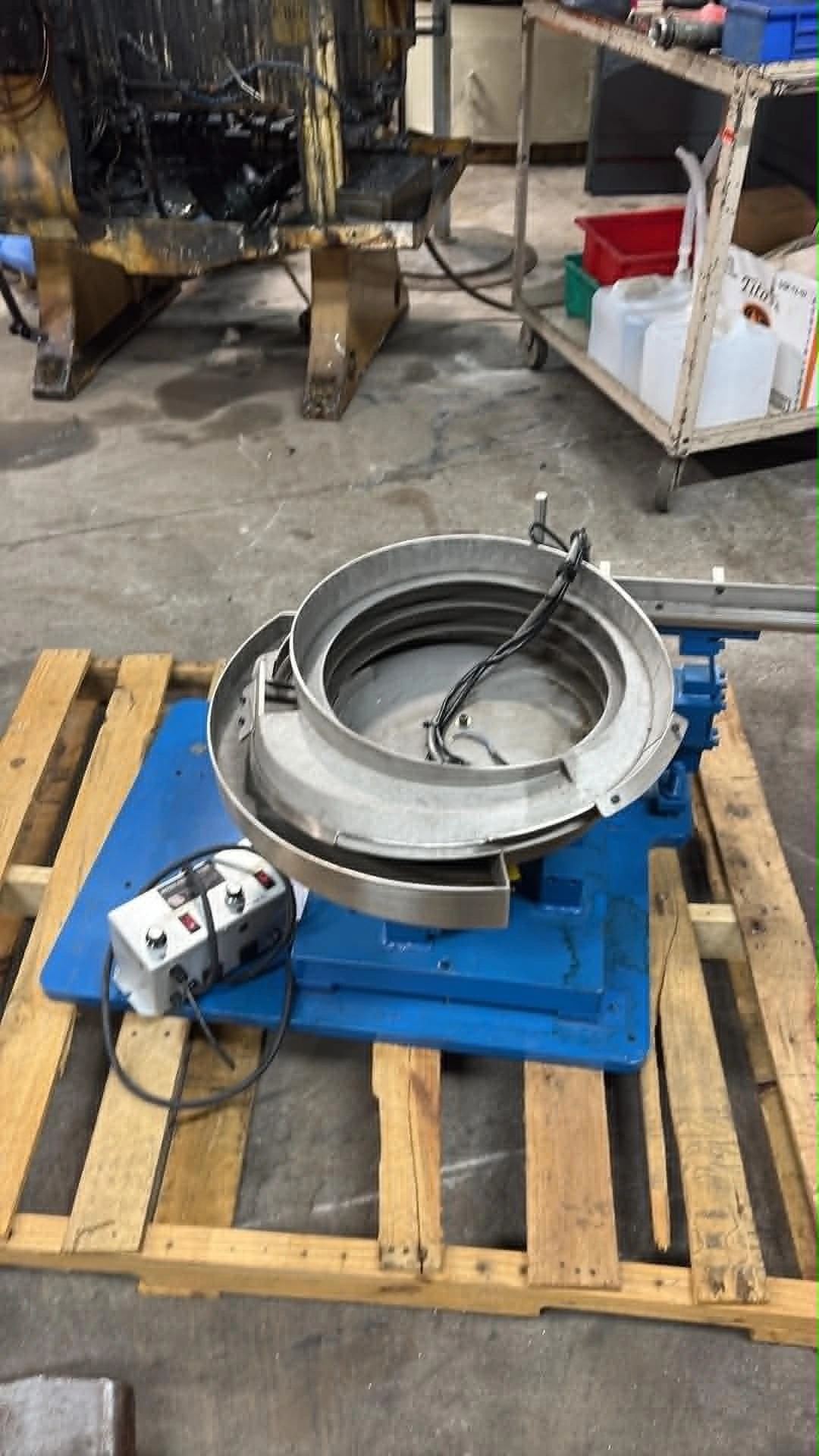 USED Vibratory Concepts 15C